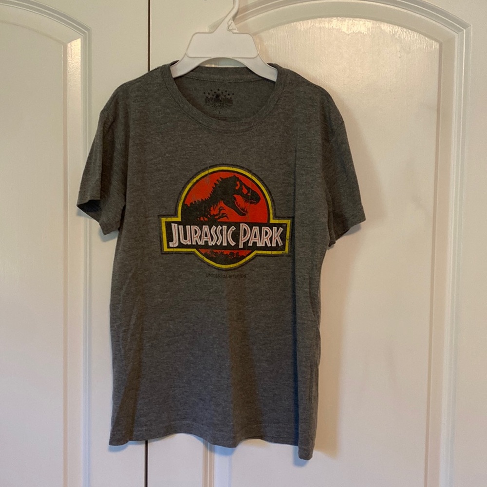 Universal Studios Jurassic Park tee shirt youth Large